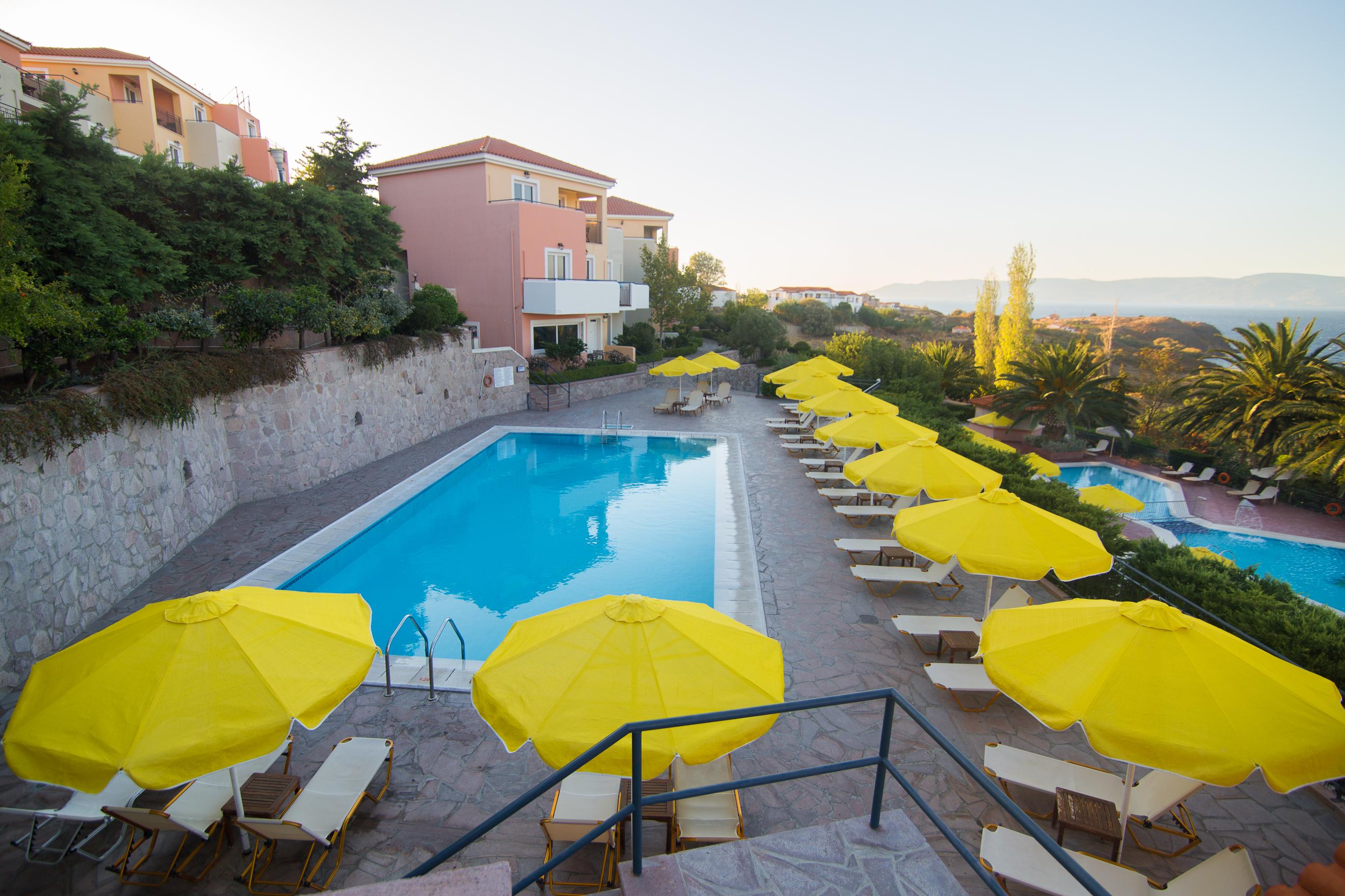Sunrise Resort Hotel Mithimna Bagian luar foto