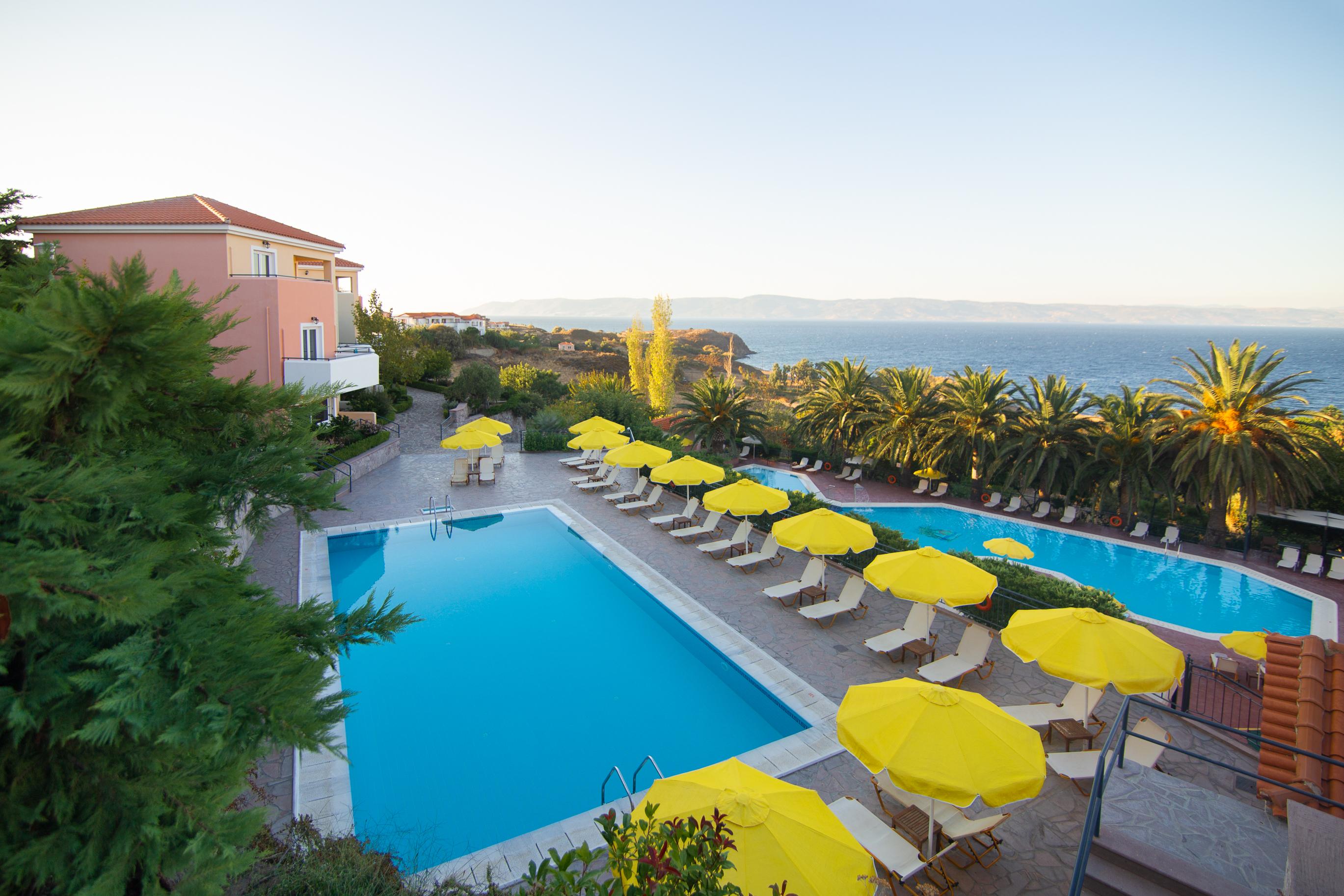 Sunrise Resort Hotel Mithimna Bagian luar foto