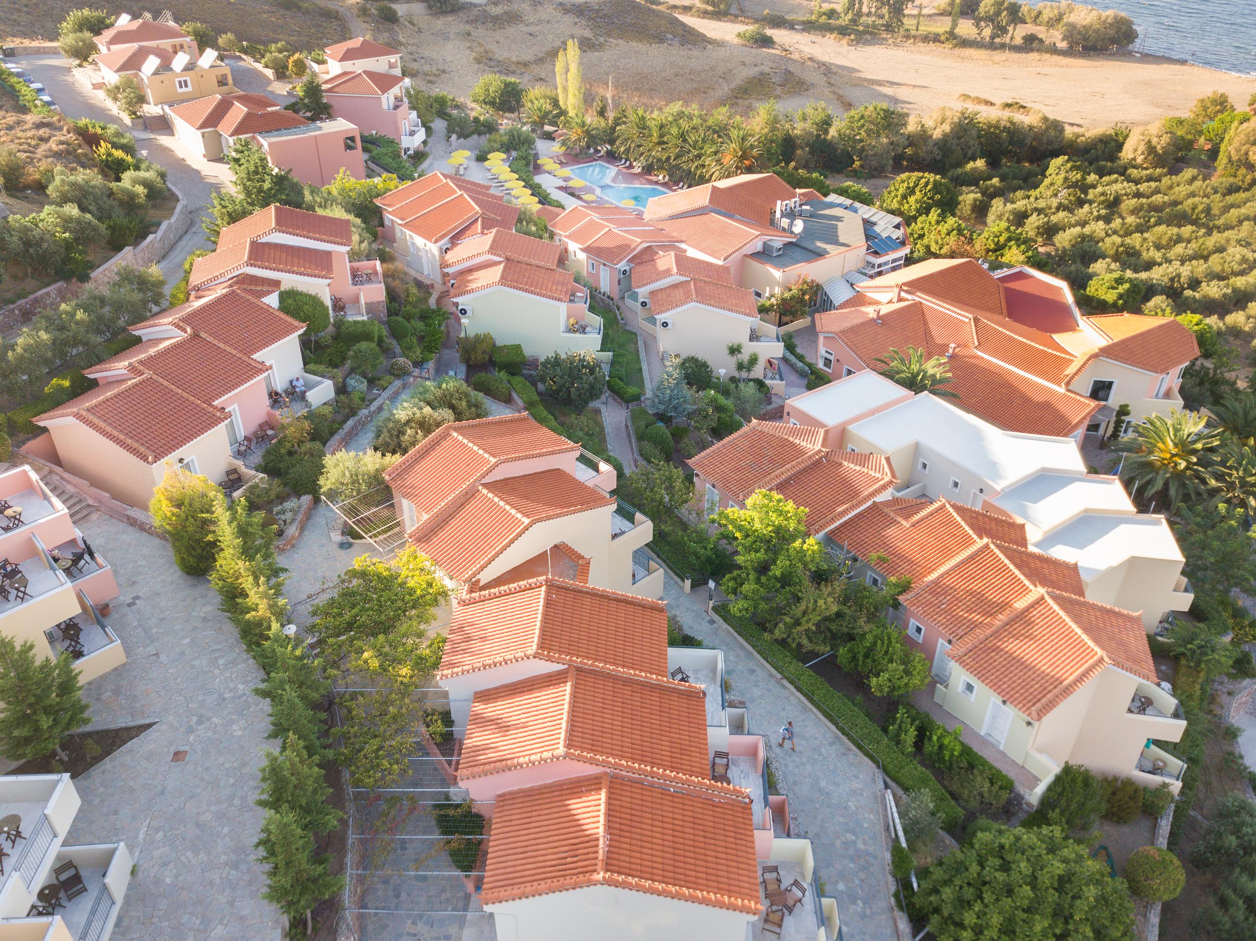 Sunrise Resort Hotel Mithimna Bagian luar foto