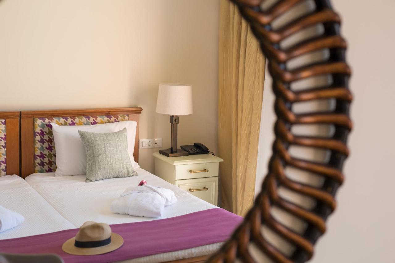 Sunrise Resort Hotel Mithimna Bagian luar foto
